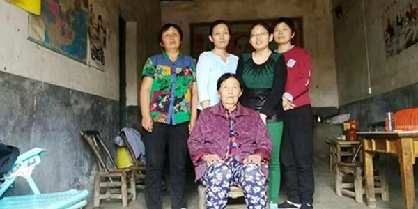 母親節，母恩三春暉，一生伴我行